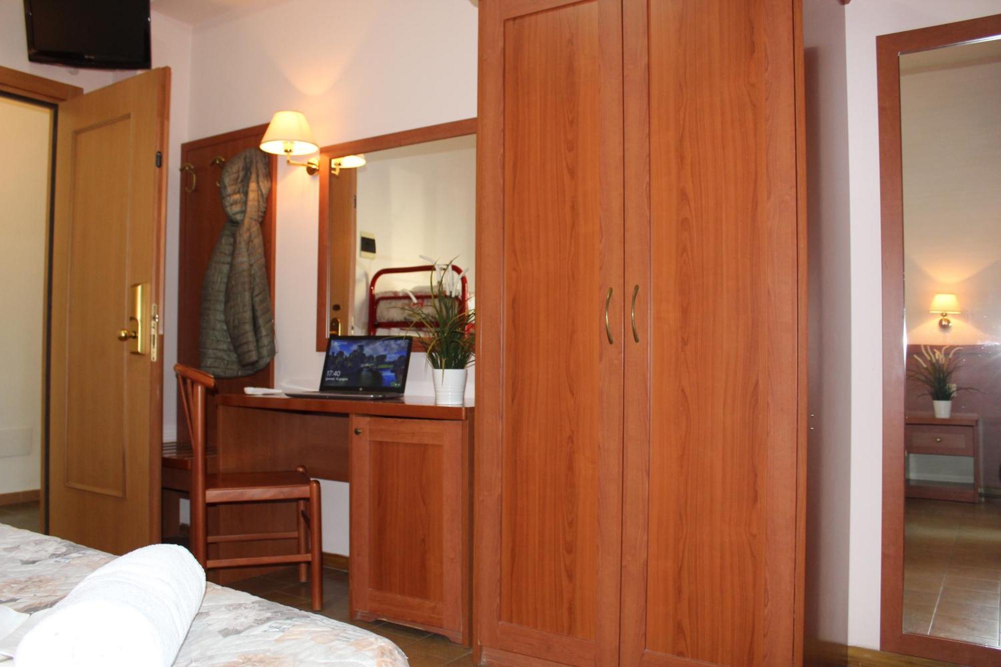 Hotel Jole Cesenatico Exterior photo