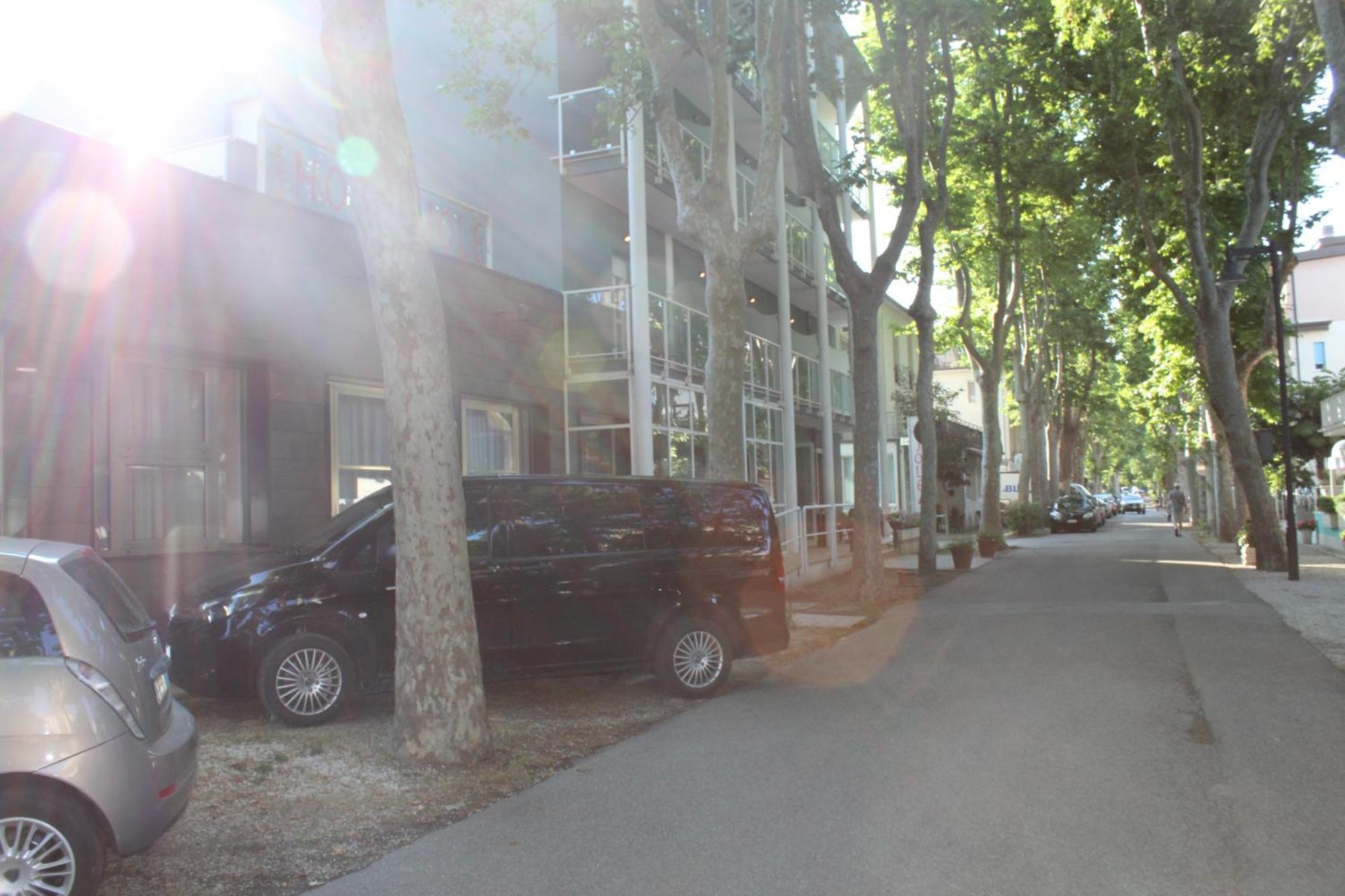 Hotel Jole Cesenatico Exterior photo